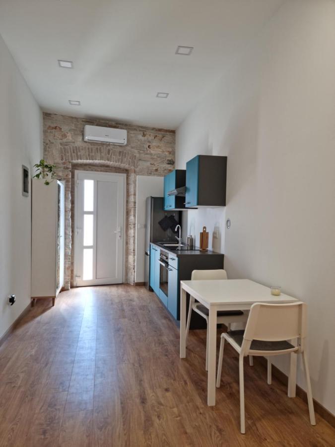 Central Studio Apartment Pula Exterior foto